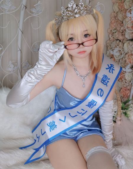 亚洲网红精品大秀在线观看_4K超清在线观看