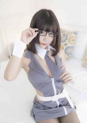 caoporm碰视频公开视频_有字幕完整版